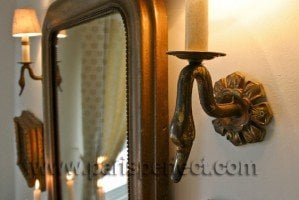 Brass lights in the form of a swan's head