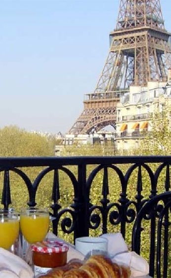 Eiffel Tower view from apartment balcony in Paris doc27