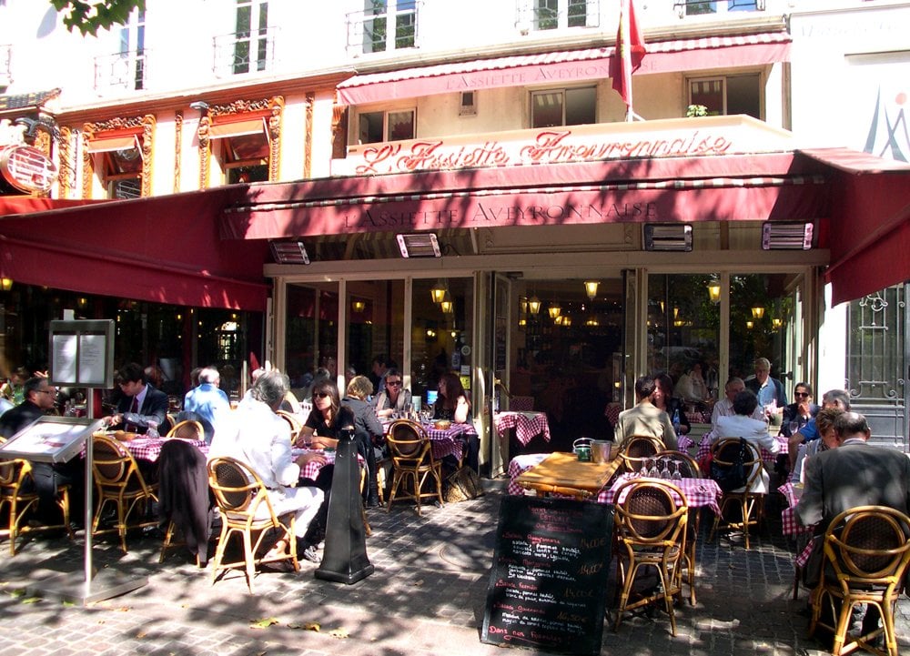 Good cafe' near rue de Montorgeuil Market Street