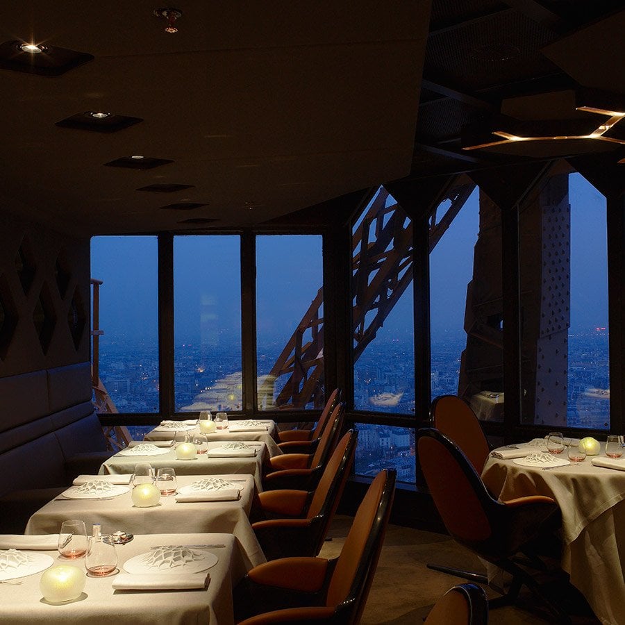 jules-verne-restaurant