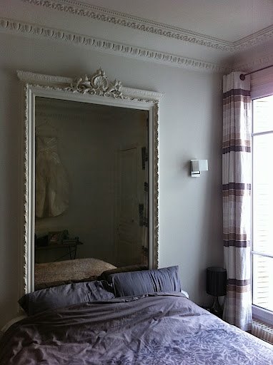Paris bedroom before remodeling