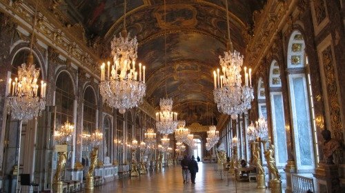 See Versailles Behind the Scenes with Classic Walks Paris!