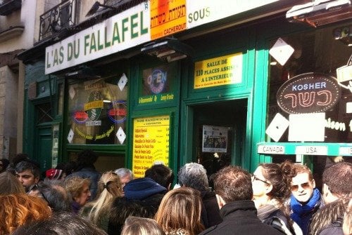 Paris restaurant open on Sunday