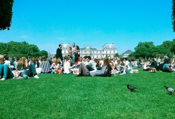 Best Places to Picnic in Paris Luxembourg Gardens