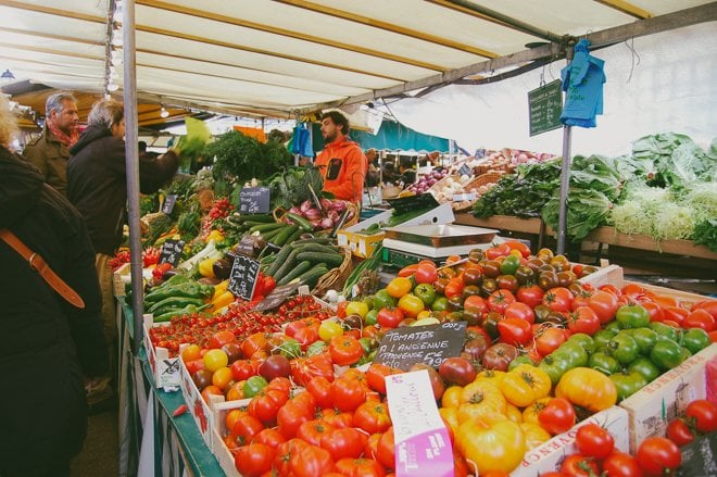 Marché Notre Dame of Versailles market produce fresh Paris