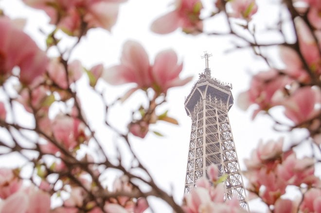 Did You Know There’s an Eiffel Tower Apartment on the Top?