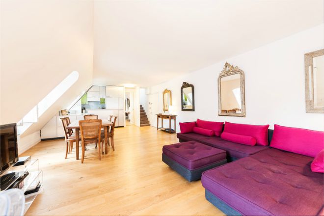 Paris Apartment for Sale Place des Vosges Living Room