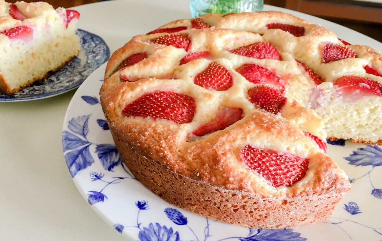 French Strawberry Lemon Yogurt Cake Recipe