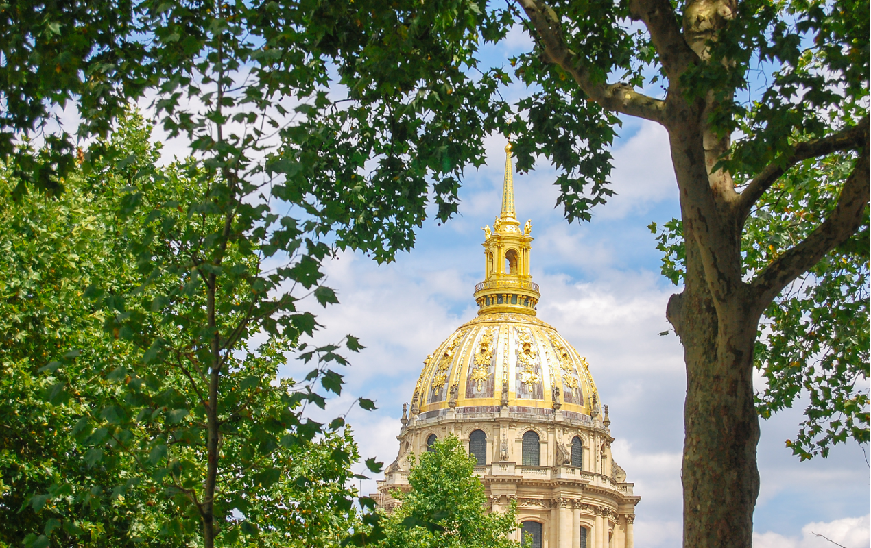 Guide to the 63 Bus in Paris - Amazing for Sight-seeing!