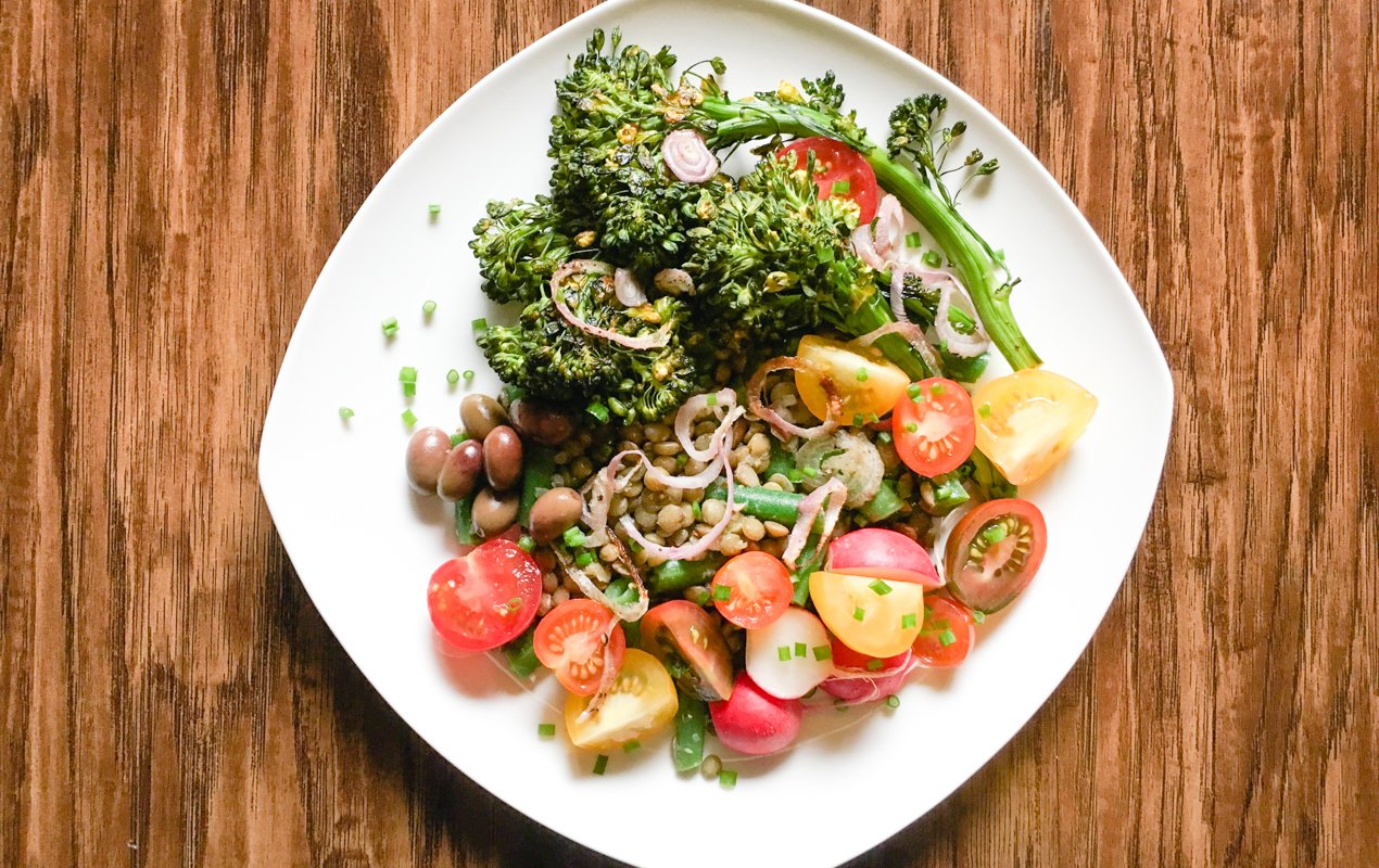 Niçoise-Inspired Lentil Salad with Shallot Vinaigrette