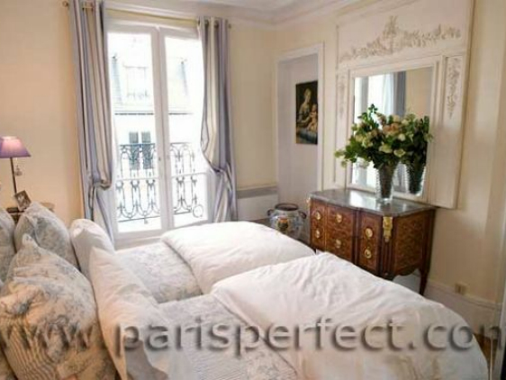 paris style bedroom