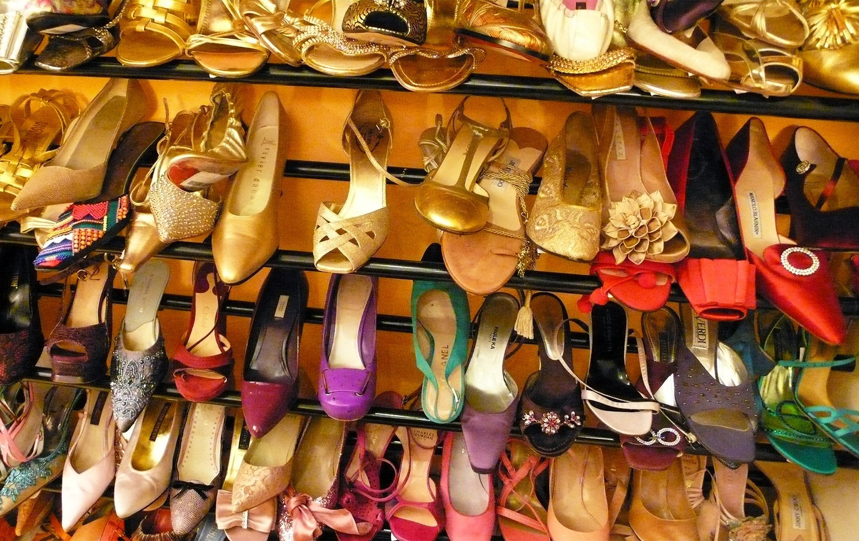 biggest discount on shoes