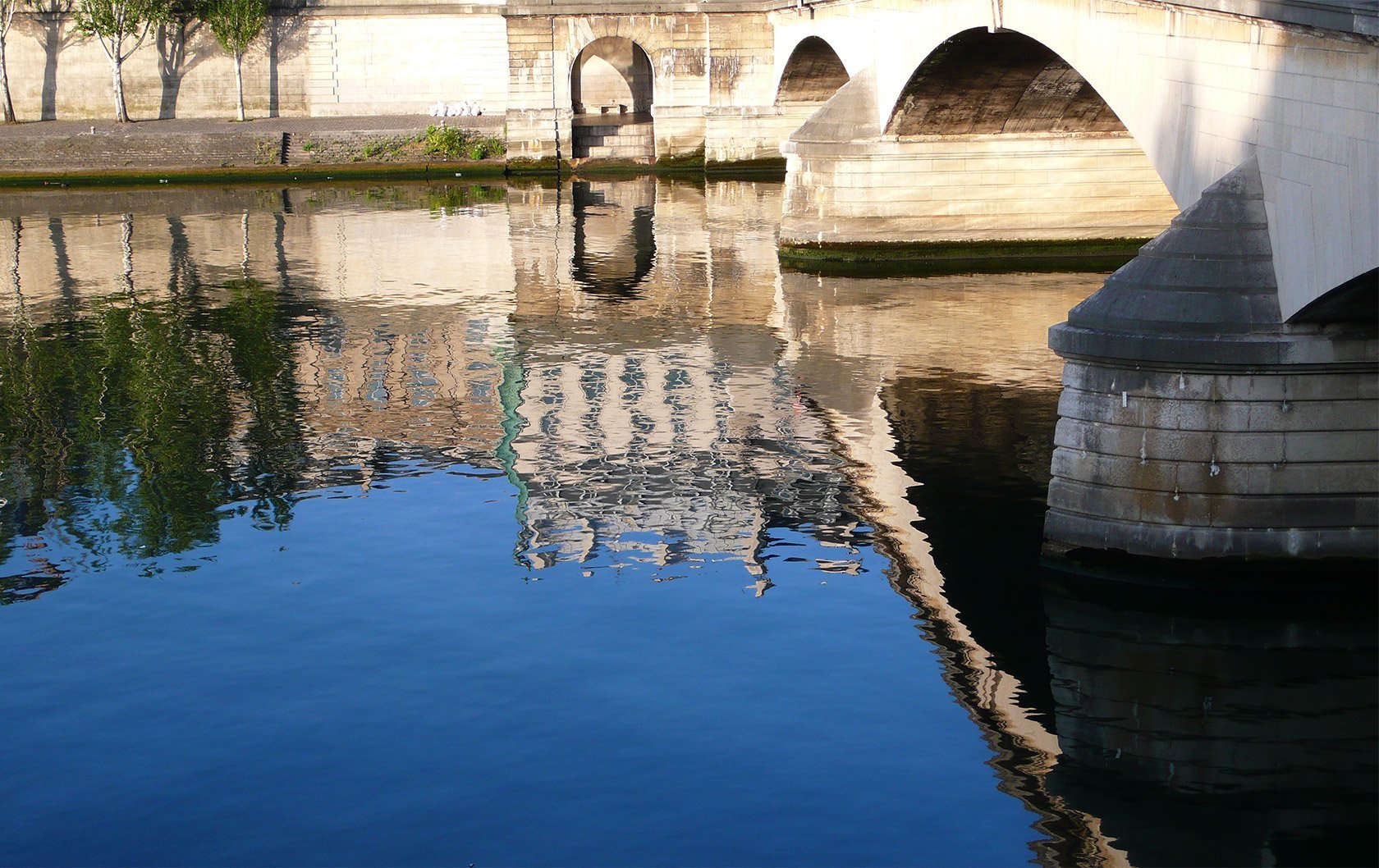 Beautiful Reflections On The Seine River Paris Perfect