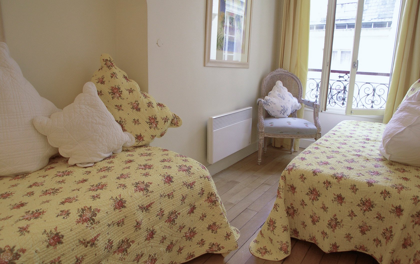 merlot-second-renovation-second-bedroom
