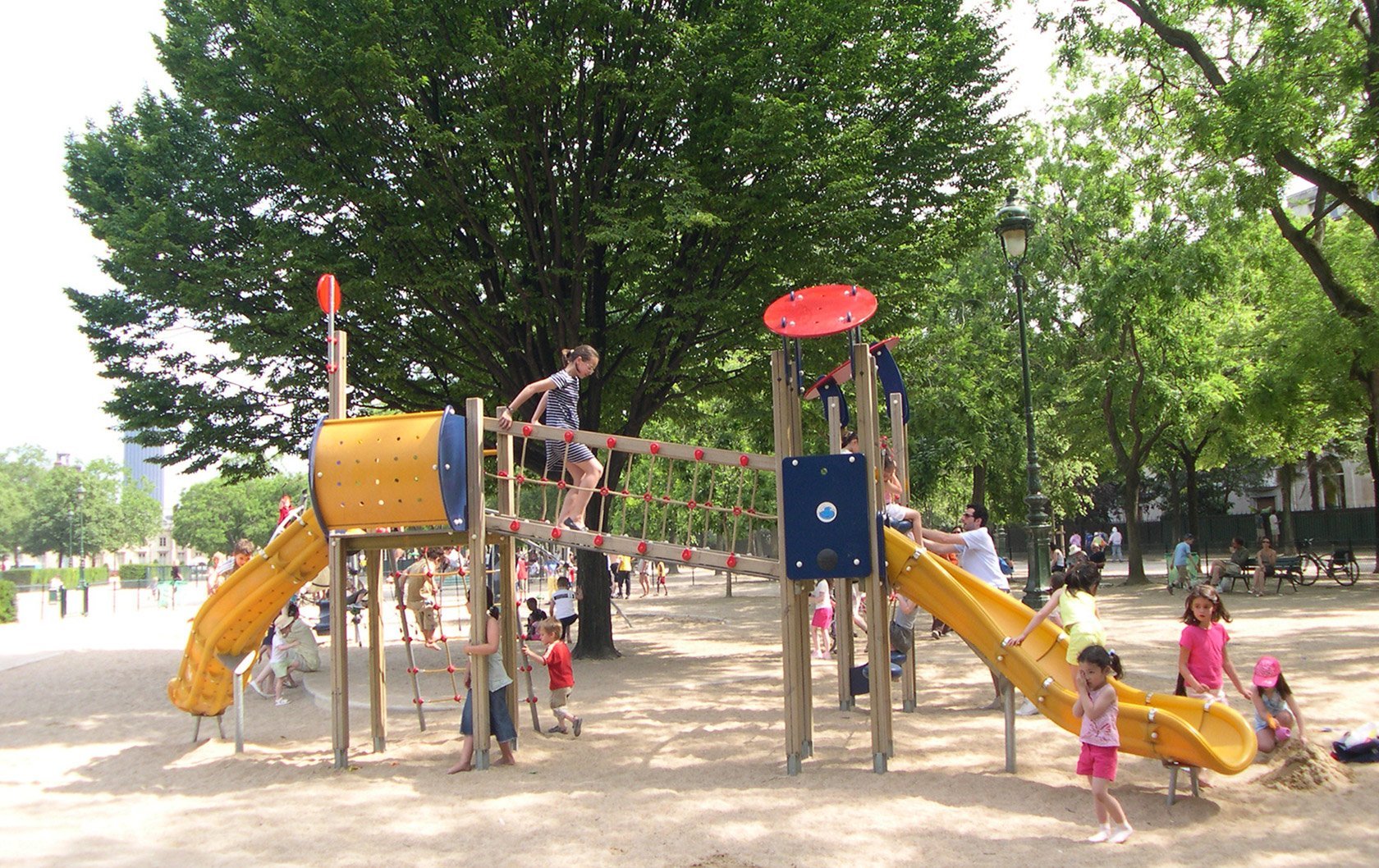 champs-de-mars-playground