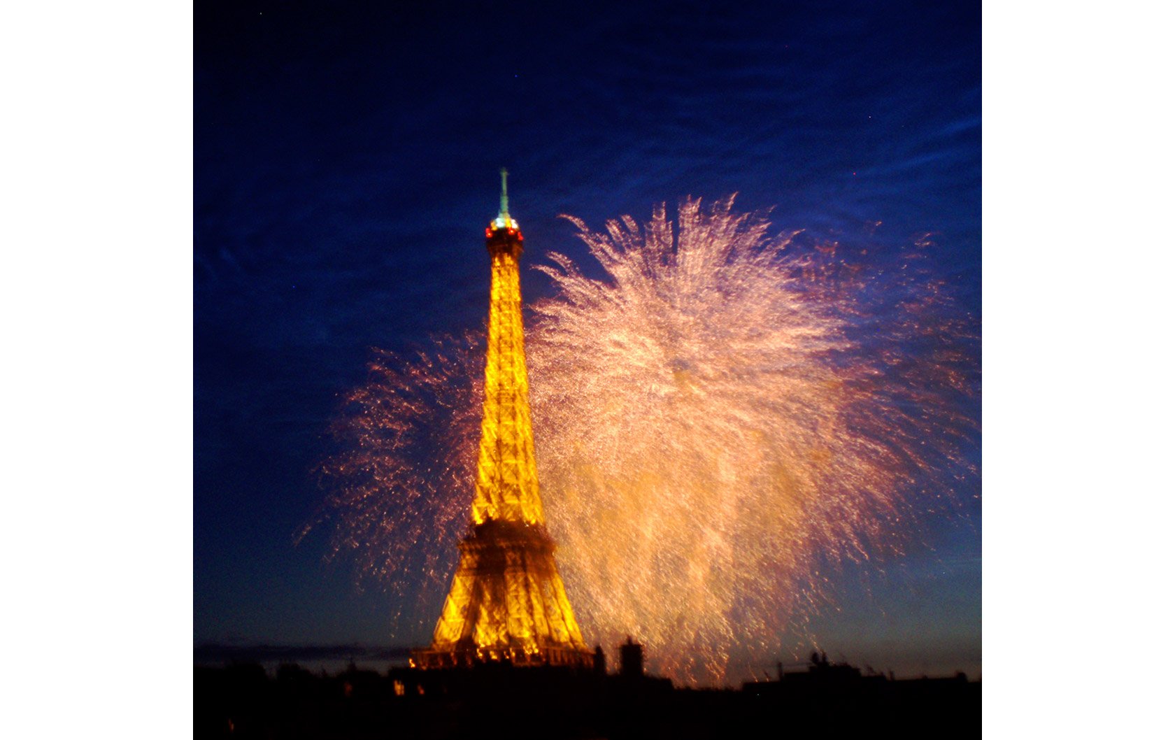 bastille-day-fireworks-paris-perfect