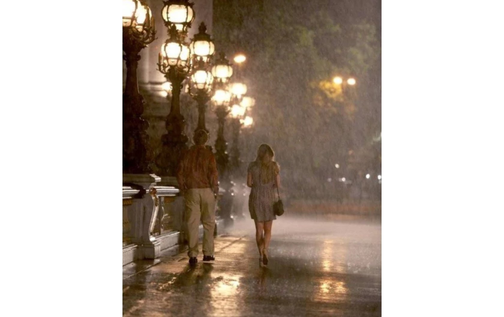 midnight-in-paris-night-rain