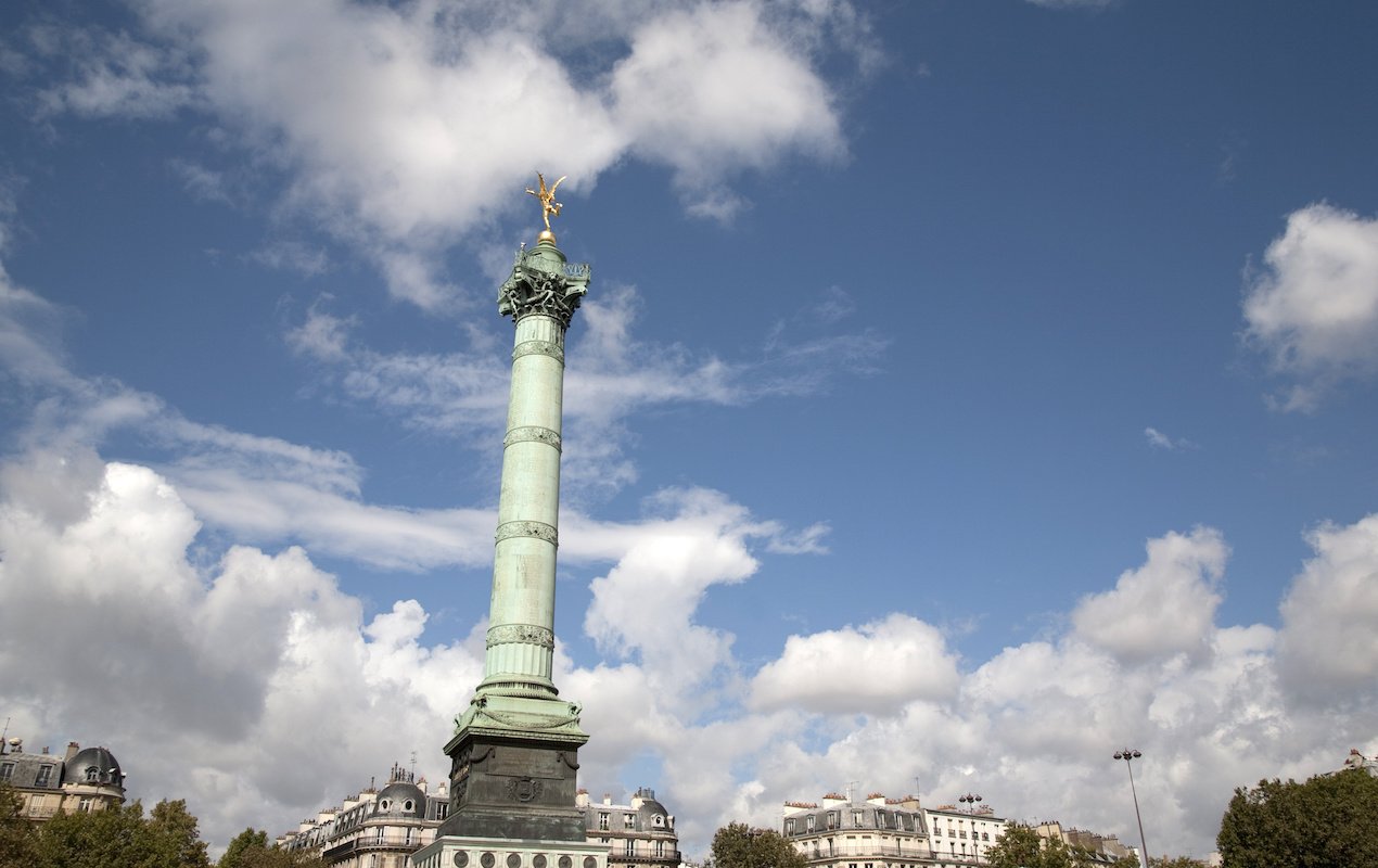 Seeing Paris on the 69 Bus