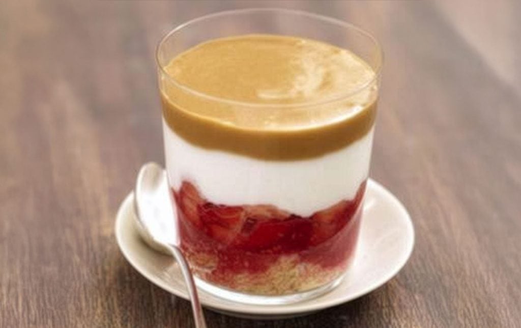 Simple, easy & beautiful - a tasty summer dessert!