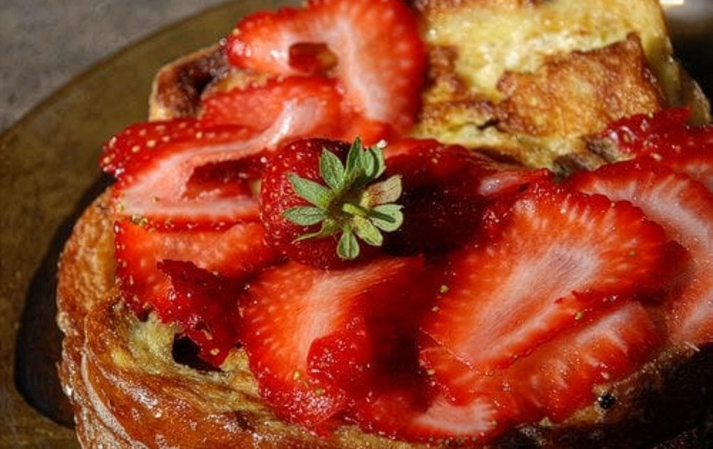 The perfect weekend brunch with pain perdu!