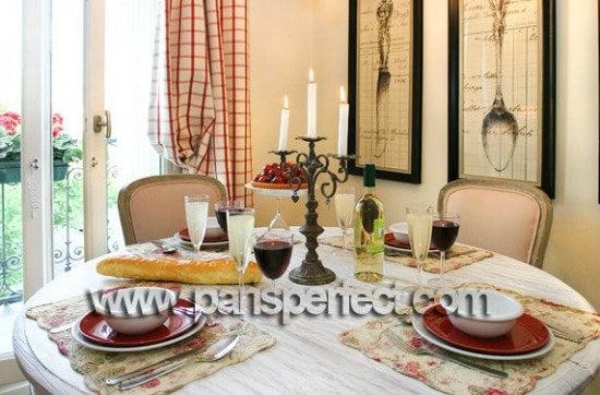 Paris apartment for sale dining area with balcony