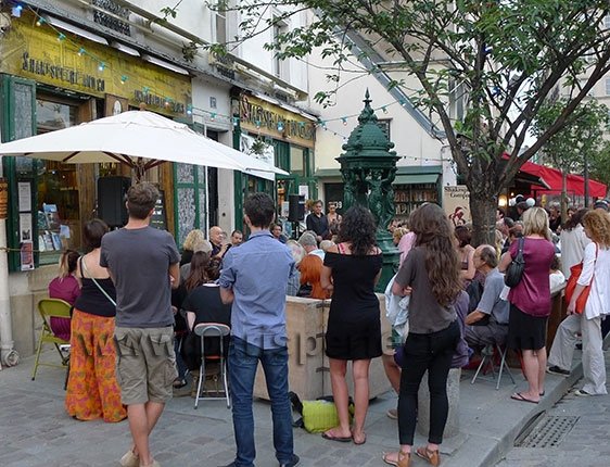 Shakespear and Company Bookstore and Events Paris