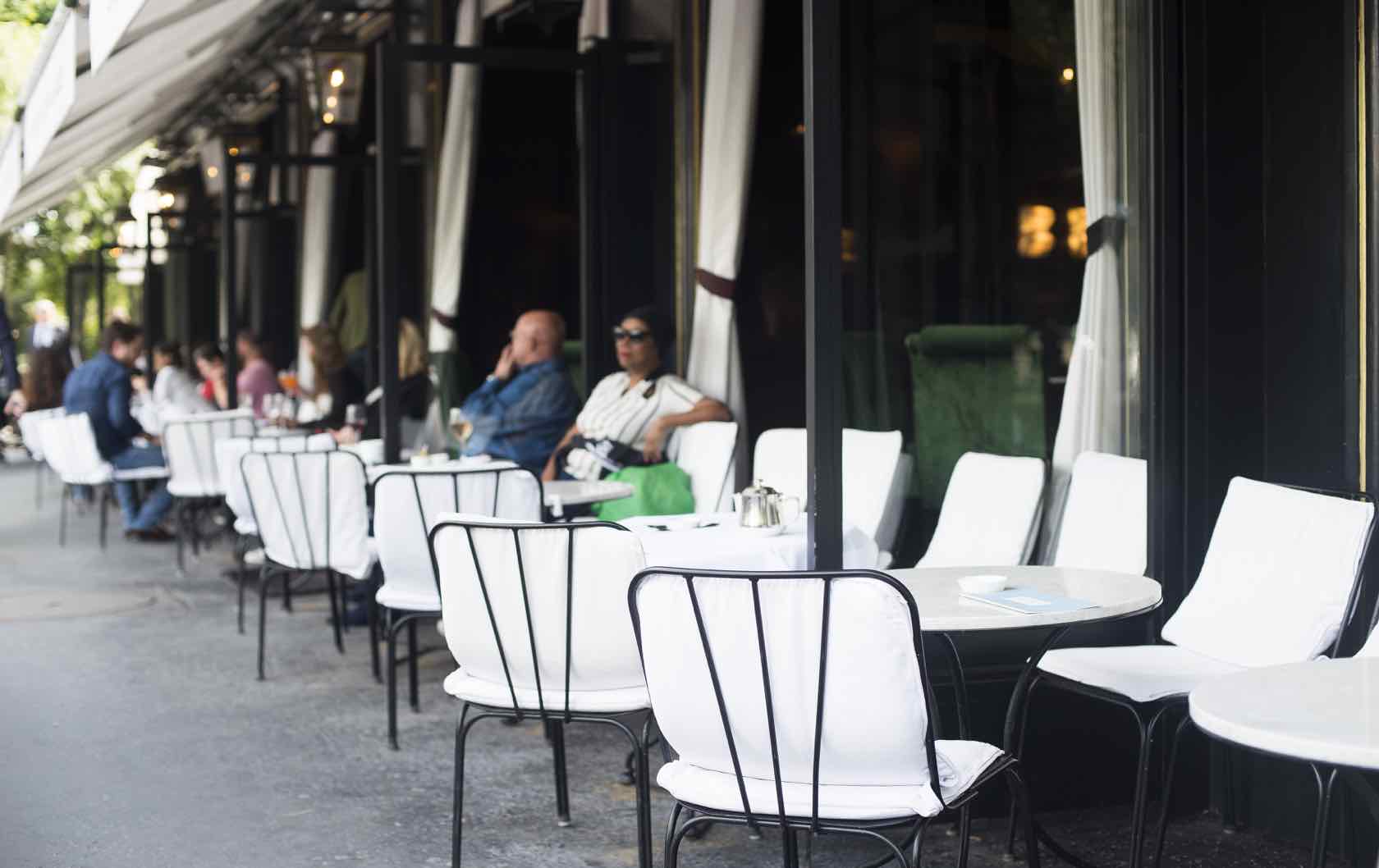 French Restaurant Etiquette: How to Avoid a Faux Pas in Paris by Paris Perfect