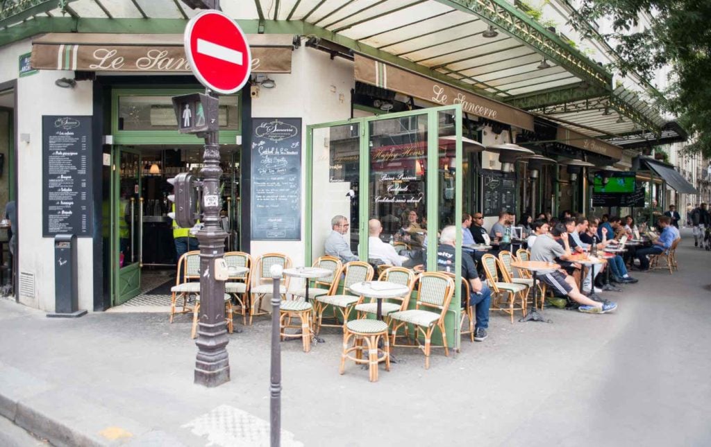French Restaurant Etiquette: How to Avoid a Faux Pas in Paris - Paris ...