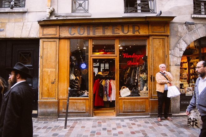 Four Paris Vintage Stores you Can Visit in an Afternoon - Paris