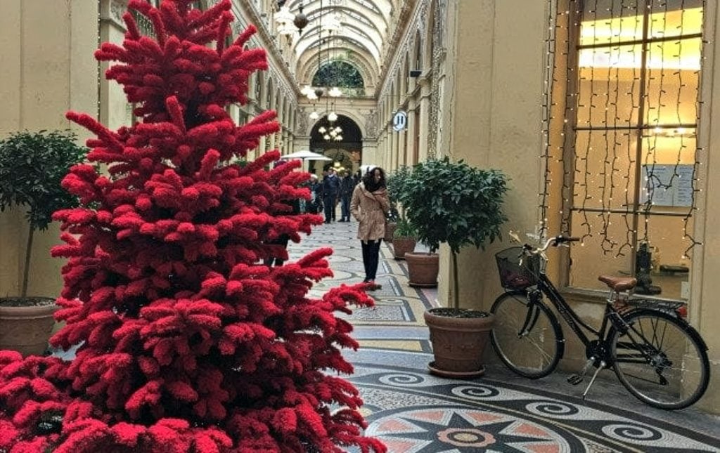 Christmas charm in the Galerie Vivienne covered passageway