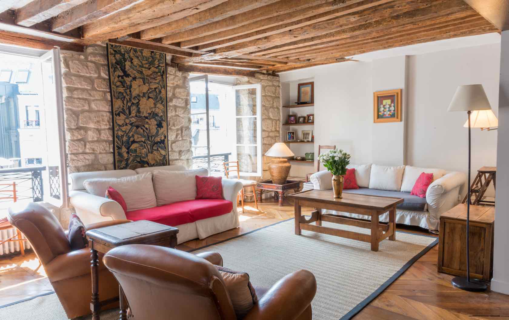 The Dolcetto Apartment – Old-World Comfort in Saint-Germain-des-Près