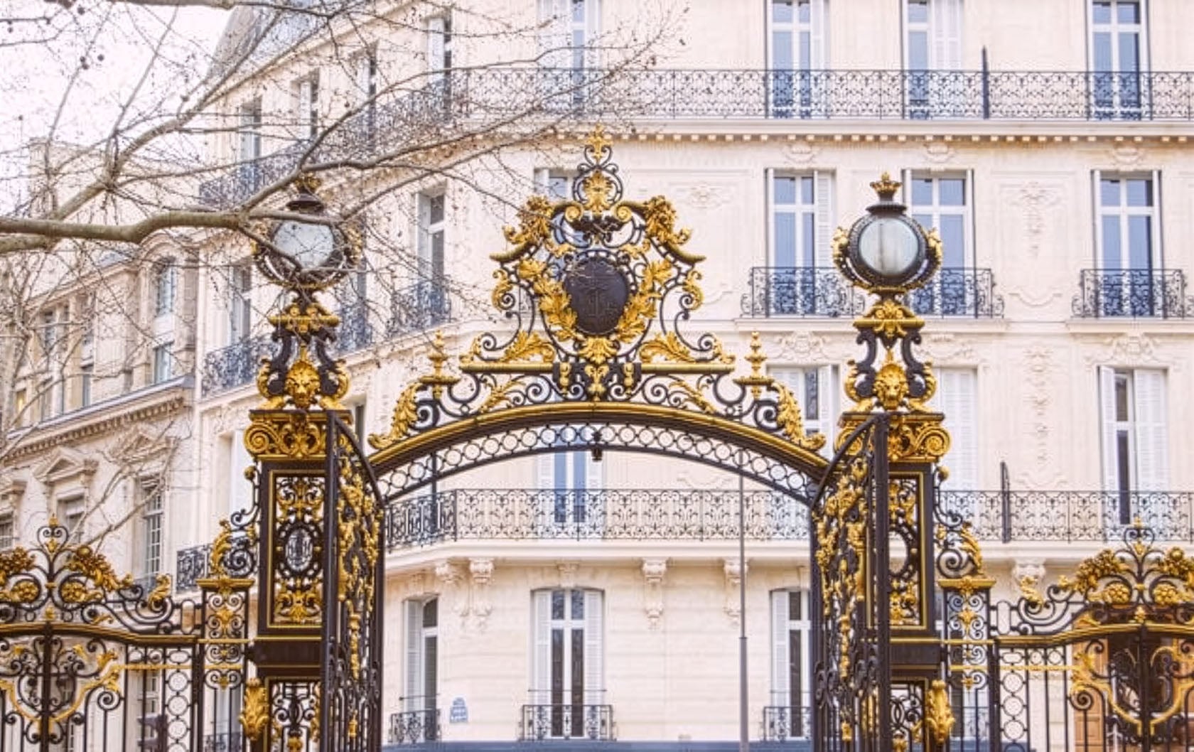5 Romantic Things to Do in Paris for Valentine’s Day (For Everyone!)