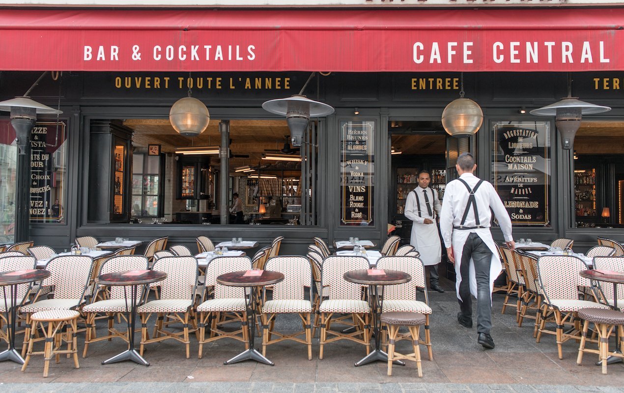 Paris cafés for people watching by Paris Perfect