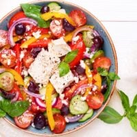 Tomato, Basil & Roasted Pepper Salad with Tender Chicken