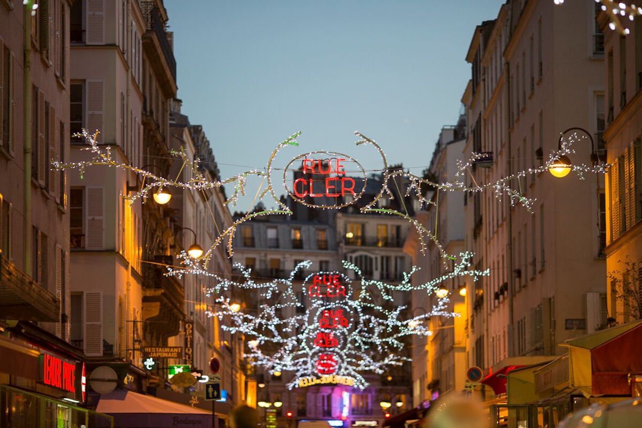 Heartwarming Holiday Traditions in Paris by Paris Perfect