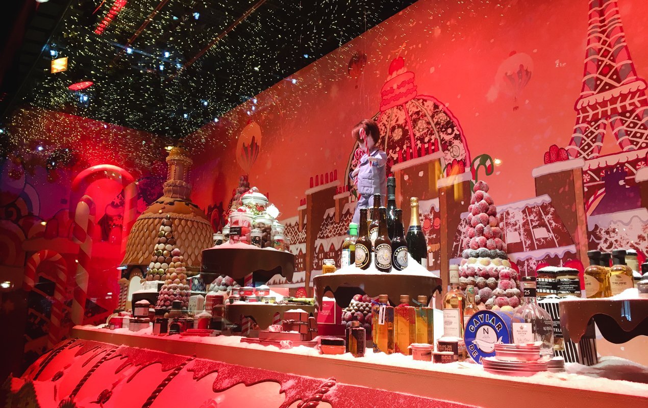 Louis Vuitton designs the holiday windows at Galeries Lafayette -  Luxurylaunches