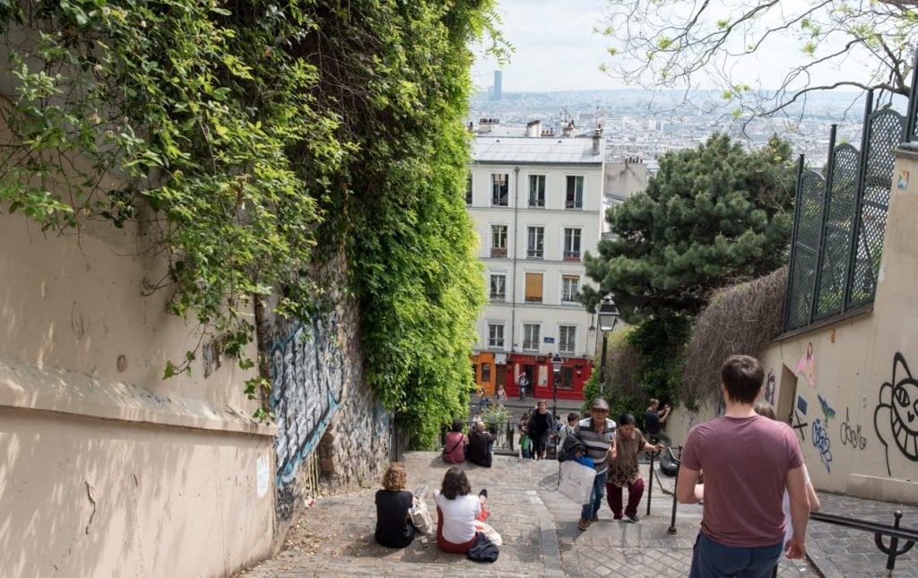 Place du Tertre, Montmartre | Paris Perfect