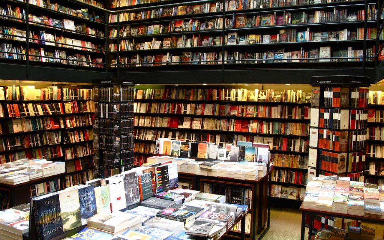 Best of Paris Brunch Spots and Bookshops - Paris Perfect