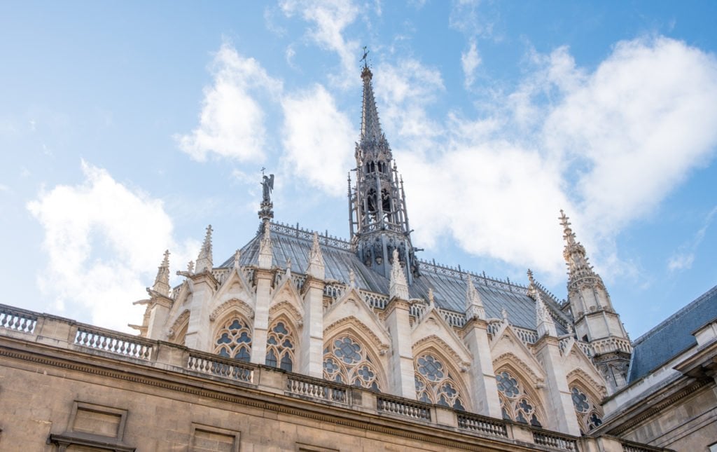 The Dazzling Stained Glass Windows of Sainte-Chapelle | Paris Perfect