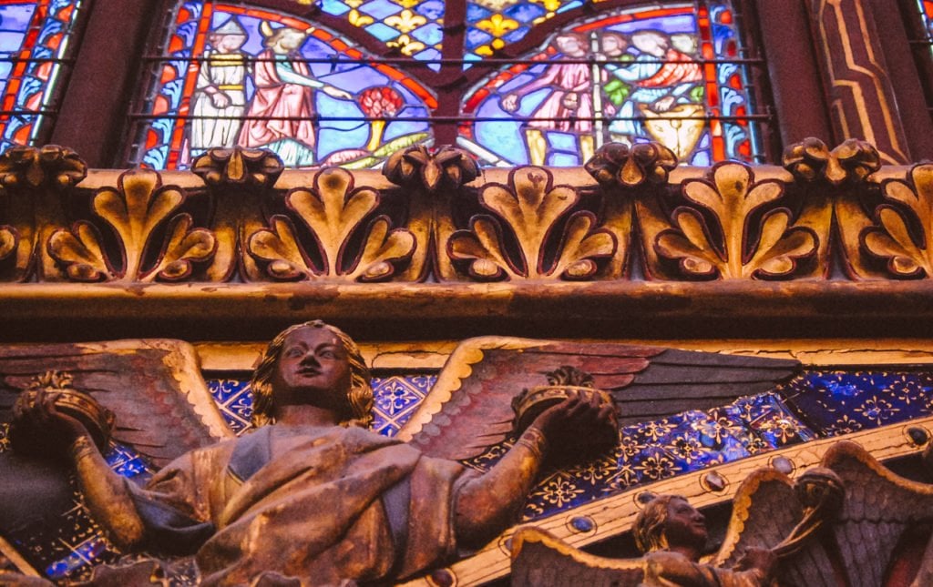 The Dazzling Stained Glass Windows of Sainte-Chapelle | Paris Perfect