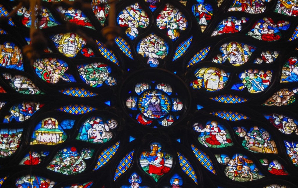 The Dazzling Stained Glass Windows of Sainte-Chapelle | Paris Perfect