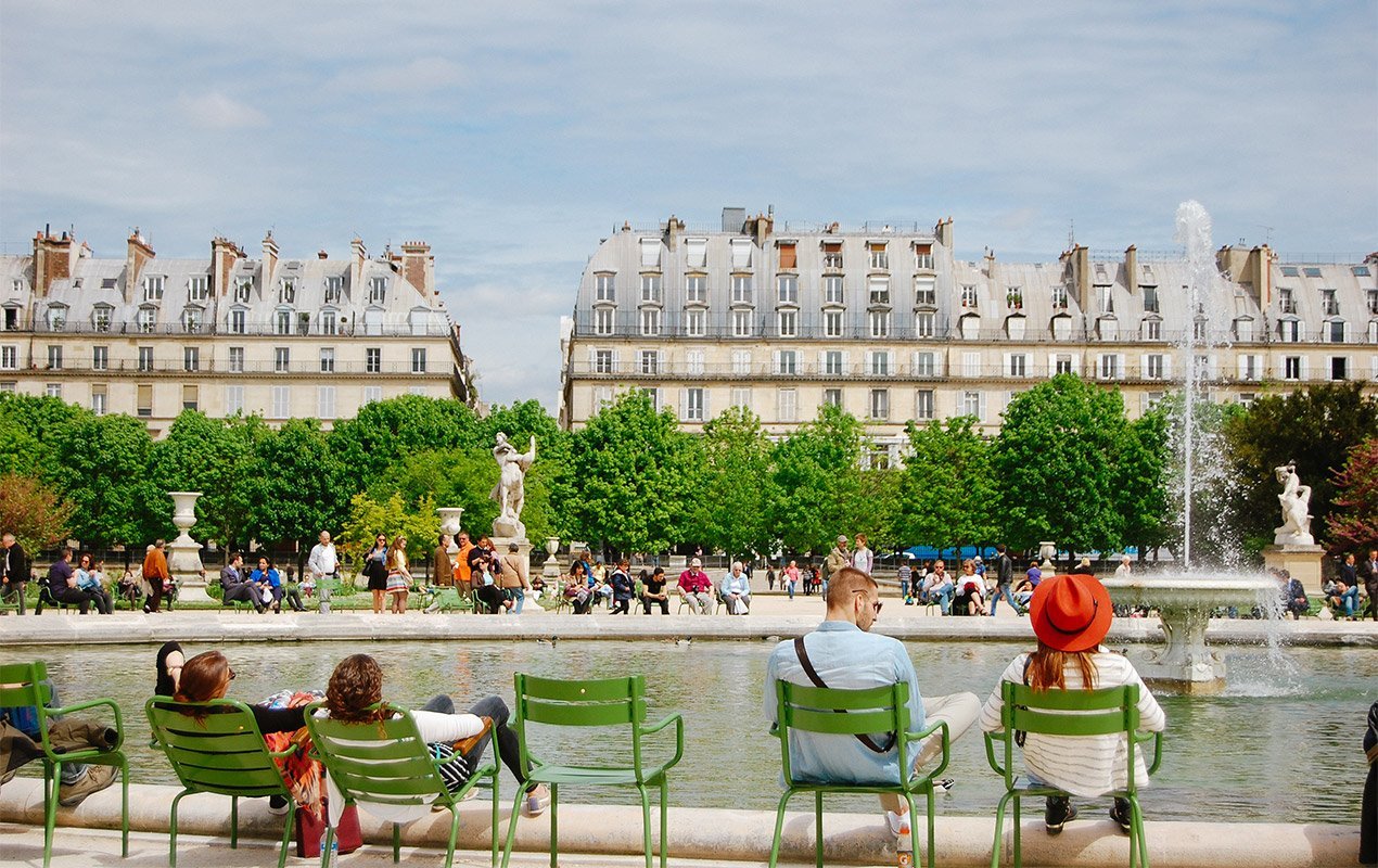 HW-tuileries-people-original