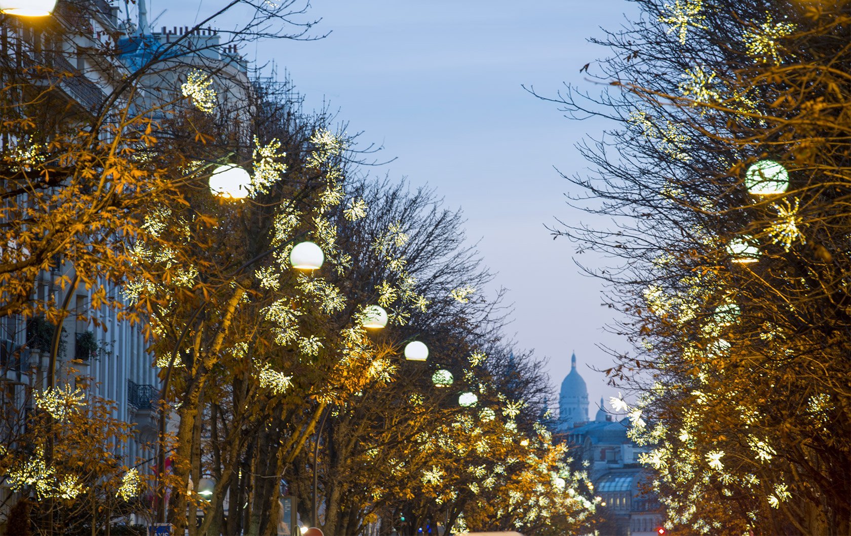 dcp-christmas-street-sacre-coeur-paris