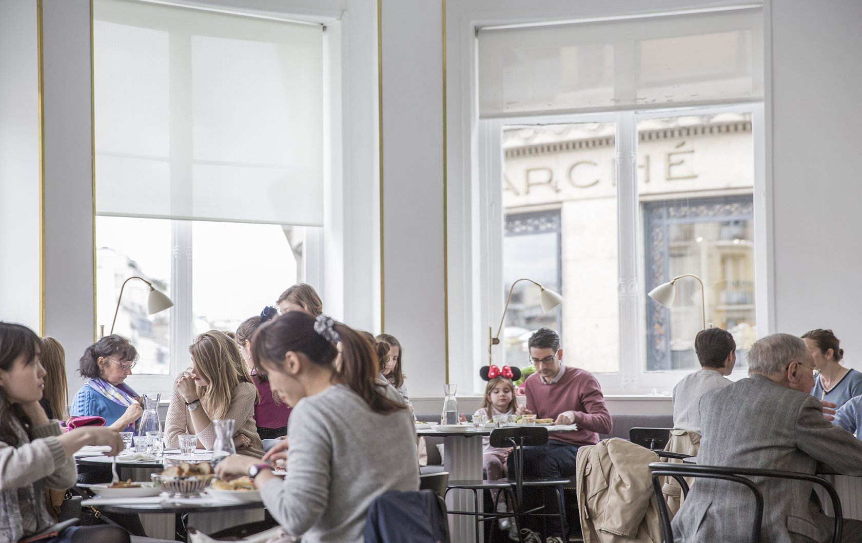 Everything you need to know about Tipping in Paris by Paris Perfect