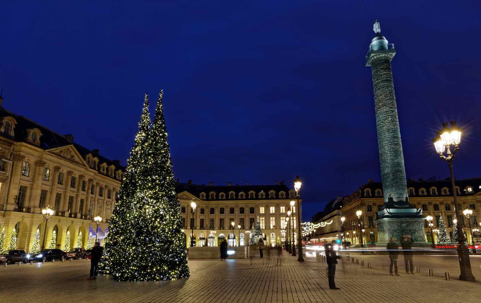 7 French Christmas Traditions to Adopt