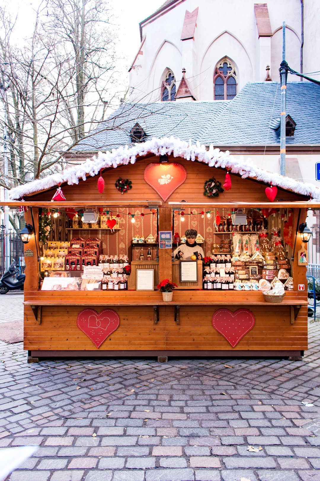 Marche de Noel- 7 French Christmas Traditions to Adopt by Paris Perfect