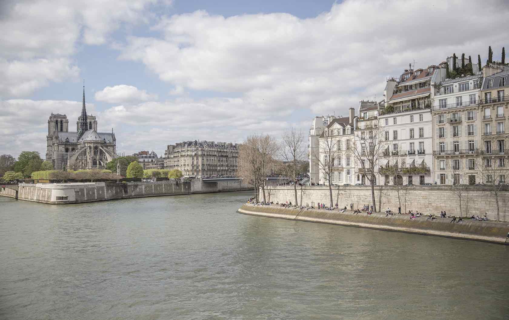 10 of the Best Places to Picnic in Paris by Paris Perfect Quai de la Tournelle