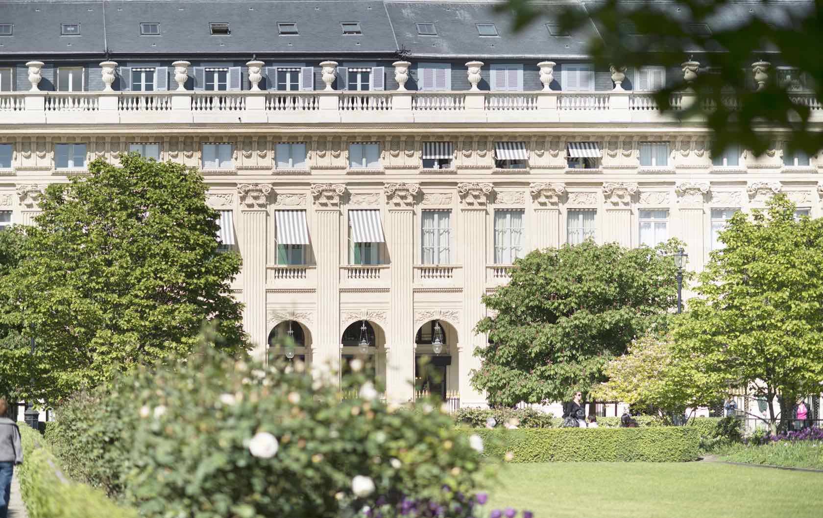 10 of the Best Places to Picnic in Paris by Paris Perfect Palais-Royal