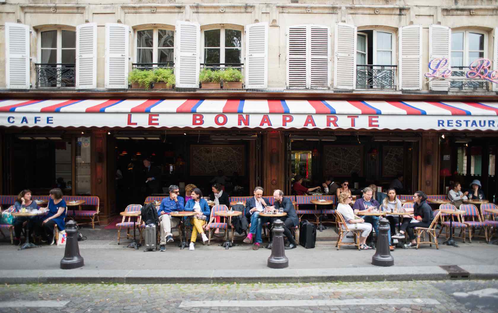 Everything You Want To Know About the Café Terraces in Paris