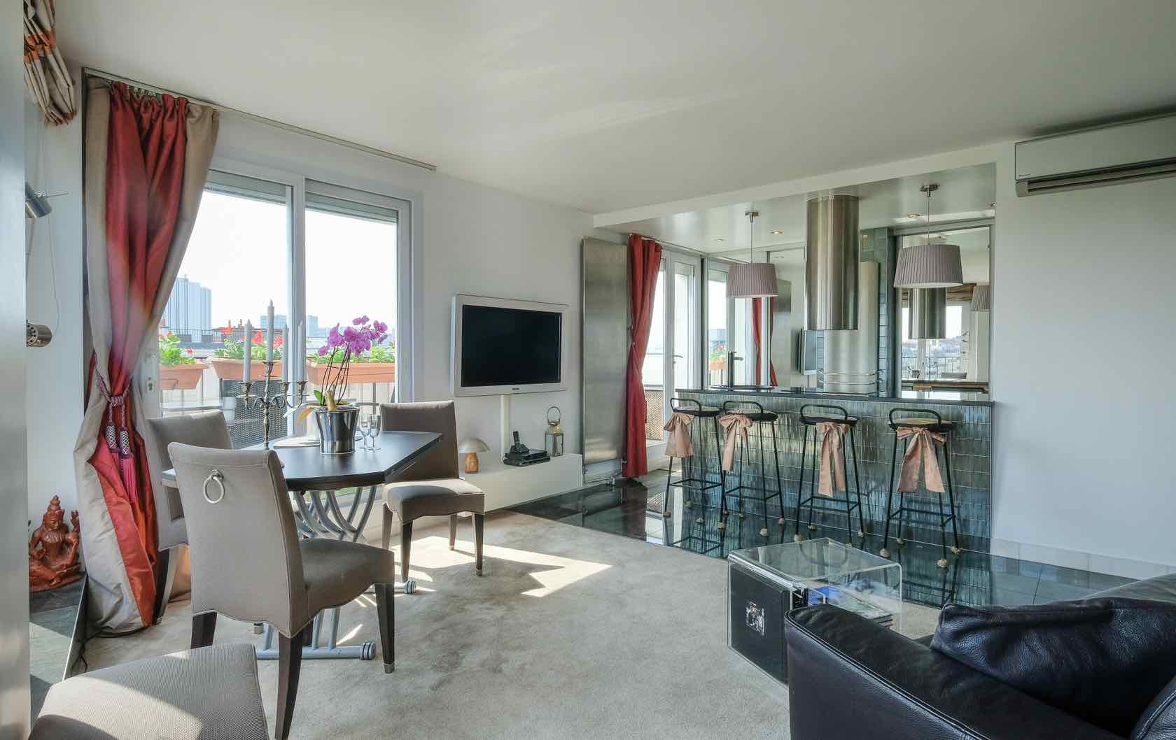 Apartment for sale in Paris